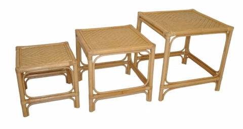 Set 3 kusů ratanových stolků